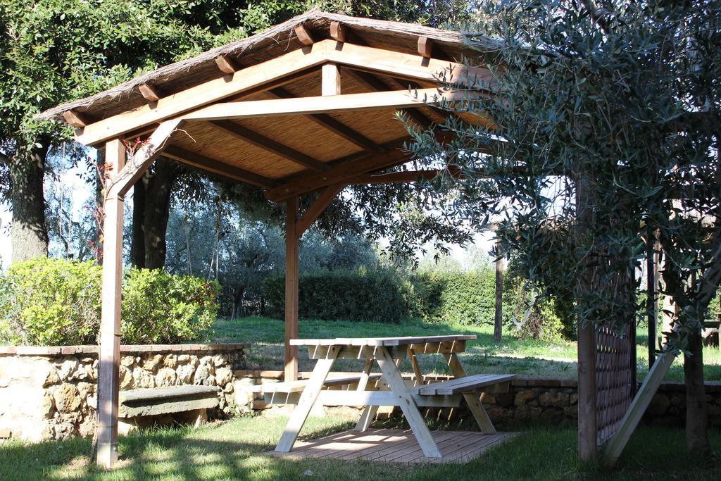 Agriturismo Le Vallette บิบโบนา ภายนอก รูปภาพ