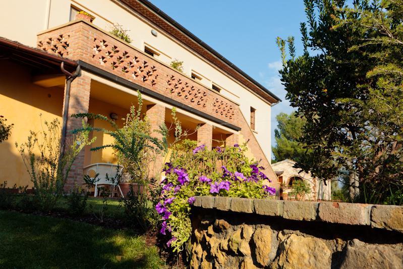 Agriturismo Le Vallette บิบโบนา ภายนอก รูปภาพ