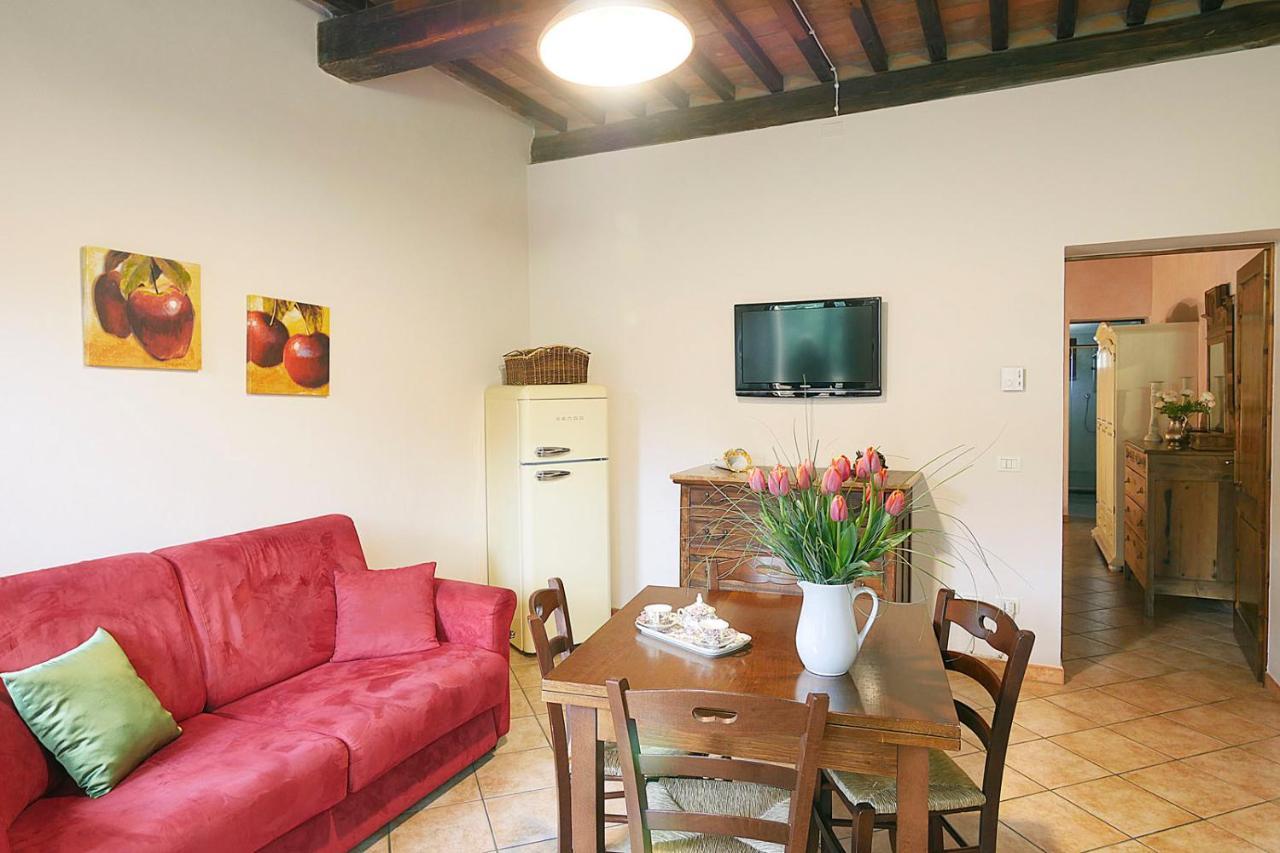 Agriturismo Le Vallette บิบโบนา ภายนอก รูปภาพ