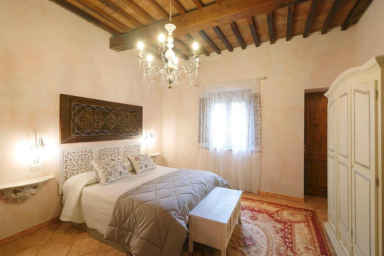 Agriturismo Le Vallette บิบโบนา ภายนอก รูปภาพ