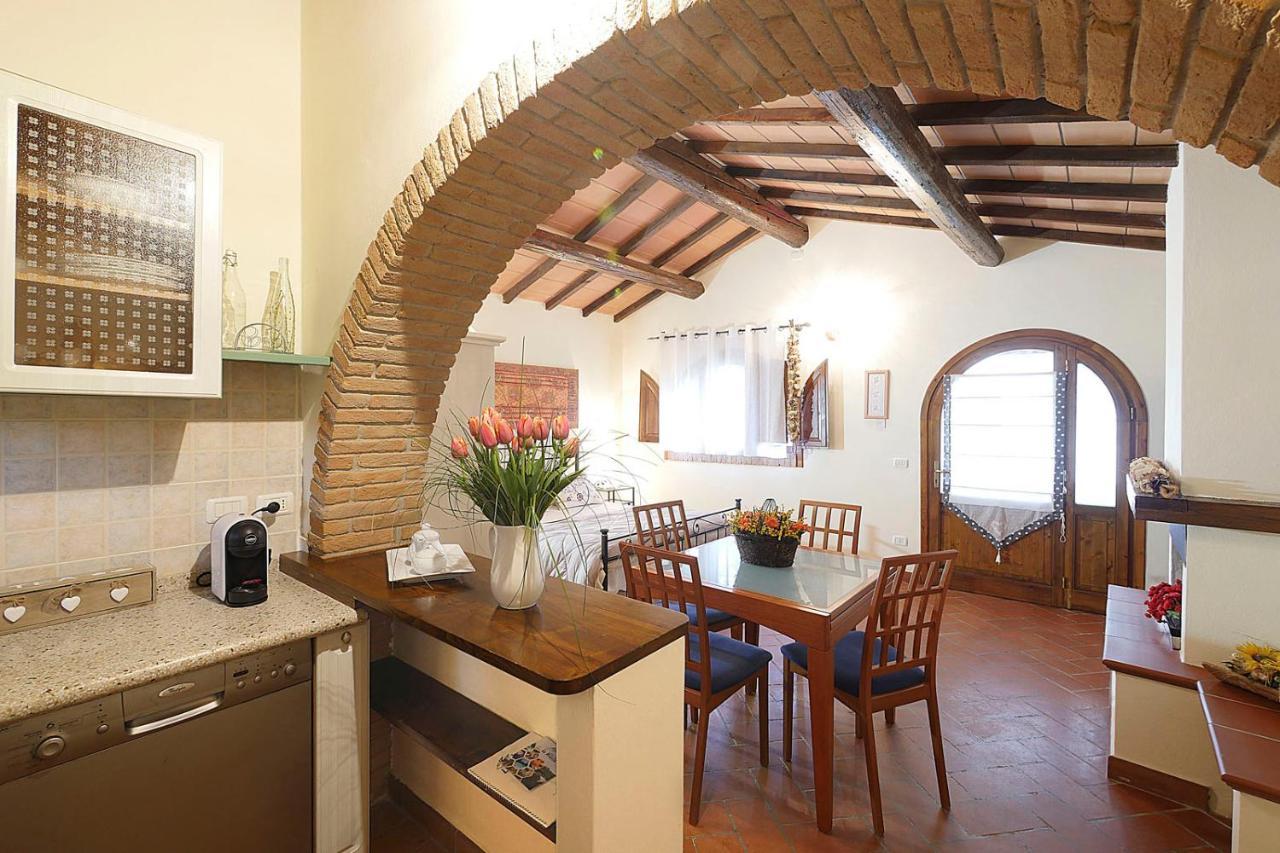 Agriturismo Le Vallette บิบโบนา ภายนอก รูปภาพ